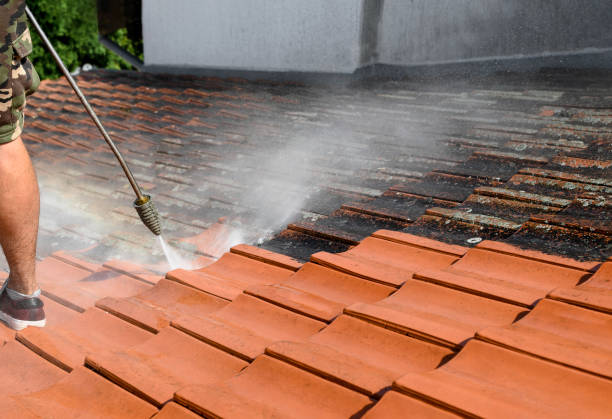 Why Choose Our Certified Pressure Washing Experts for Your Project Needs in Mechanicstown, NY?