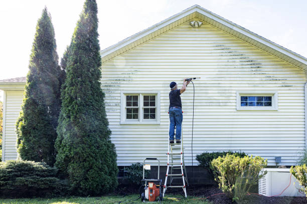 Best Sidewalk Pressure Washing  in Mechanicstown, NY